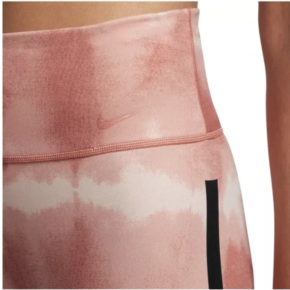 Nike Women's One Luxe Dri-FIT 7" Mid-Rise Printed Coral Training Shorts Medium - Picture 5 of 7